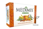 Мыло Medimix из лечебных трав с натуральным маслом сандалового дерева и маслом 
